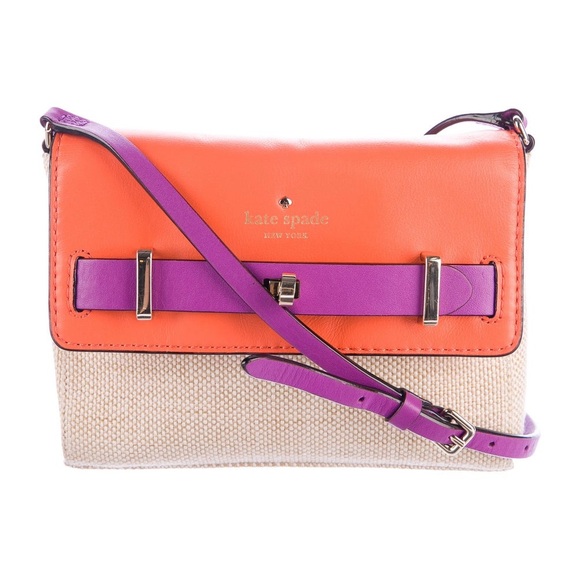 kate spade Handbags - Kate Spade New York
Bourbon Street Fabric Freddie Bag Pristine condition